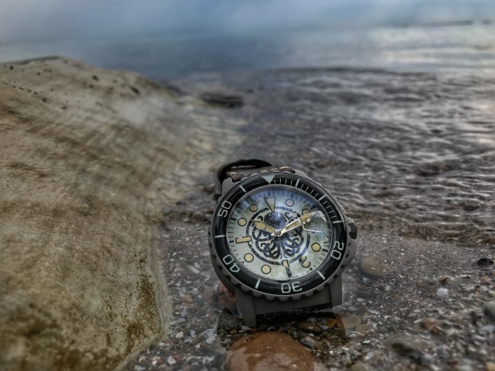 D53B64BE-25A8-4290-ADEC-BCE0D7D6C2EA